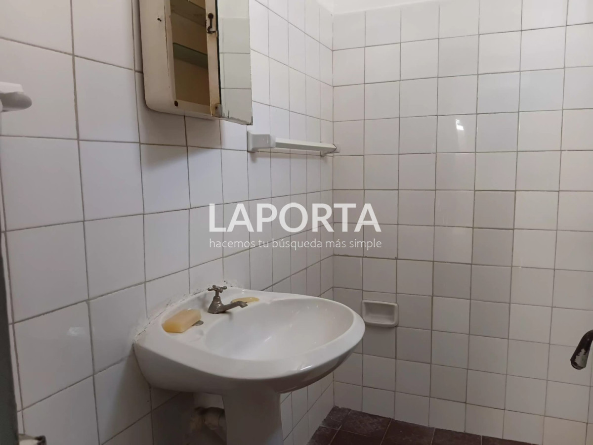 Casa ID.1614/Casa-en-alquilar-en-zona-cerro - Casa en alquilar en zona cerro