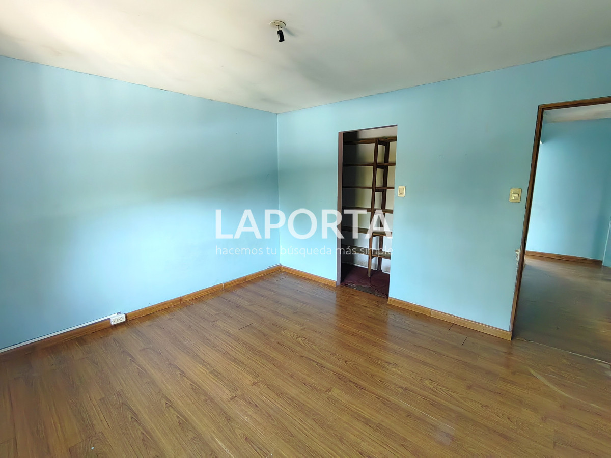 Casa ID.919/Casa-en-venta-y-alquiler-en-zona-centro-de-Salto - Casa en venta y alquiler en zona centro de Salto