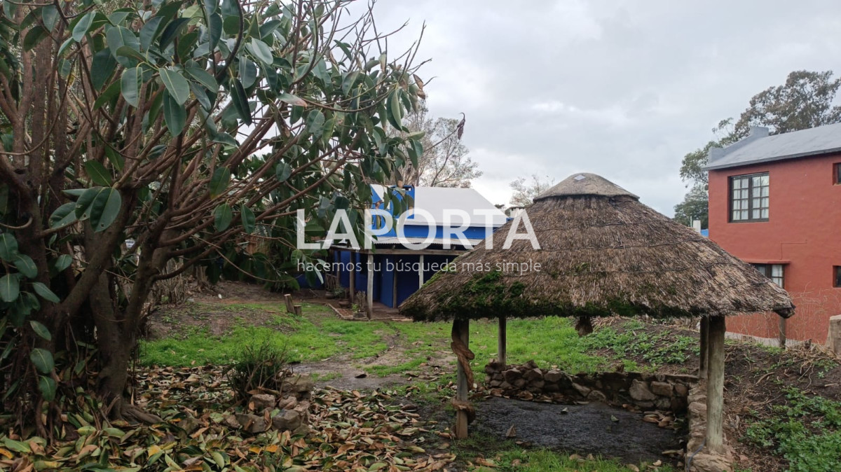 Casa ID.121 - Venta de casa en el Tesoro de dos dormitorios