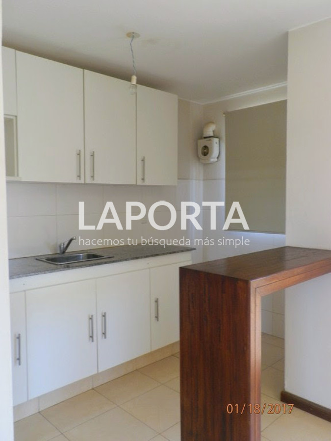 Casa ID.1500/Casa-en-venta-en-complejo-Aires-del-Laurel - Casa en venta en complejo Aires del Laurel