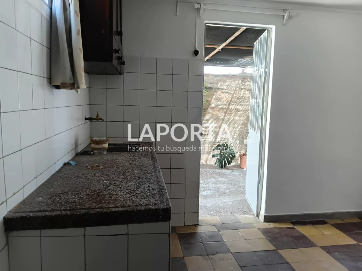 Casa ID.1614/Casa-en-alquilar-en-zona-cerro - Casa en alquilar en zona cerro