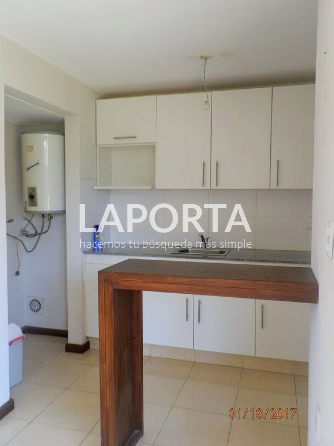 Casa ID.1500/Casa-en-venta-en-complejo-Aires-del-Laurel - Casa en venta en complejo Aires del Laurel