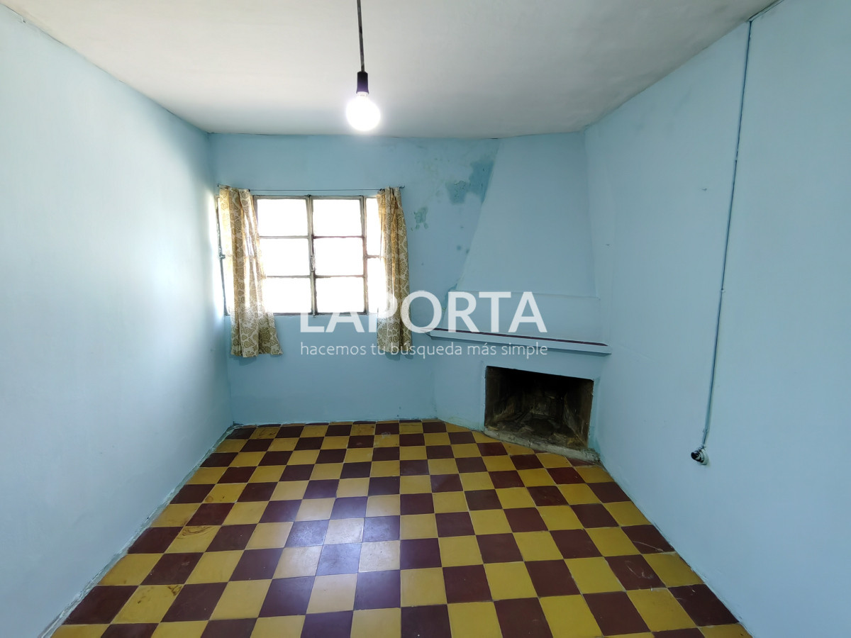 Casa ID.407/Casa-en-venta-en-avenida-principal-de-Salto-Nuevo - Casa en venta en avenida principal de Salto Nuevo