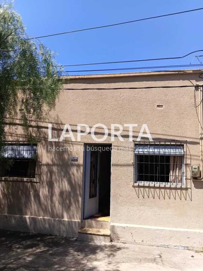 Casa ID.1614/Casa-en-alquilar-en-zona-cerro - Casa en alquilar en zona cerro