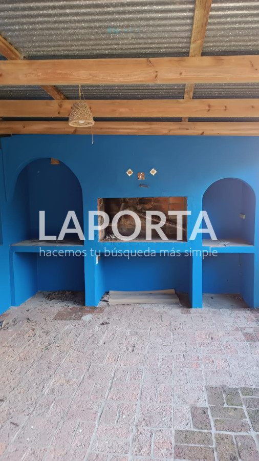 Casa ID.121 - Venta de casa en el Tesoro de dos dormitorios