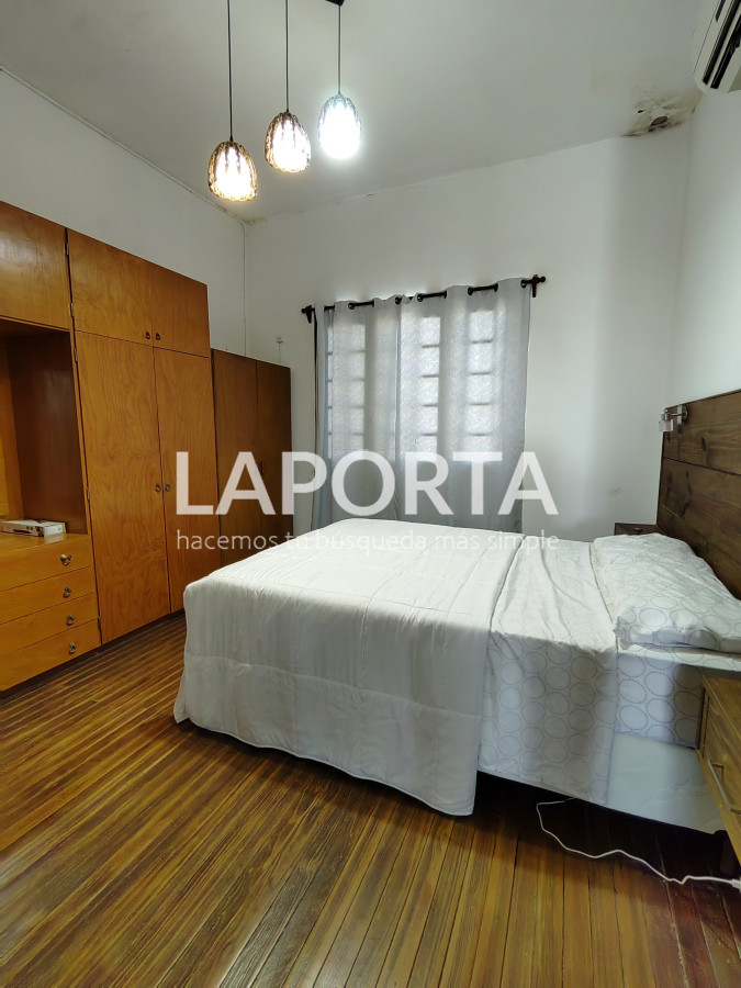 Casa ID.655/Casa-en-venta-en-zona-centro,-cerca-de-universidades-en-Salto - Casa en venta en zona centro, cerca de universidades en Salto