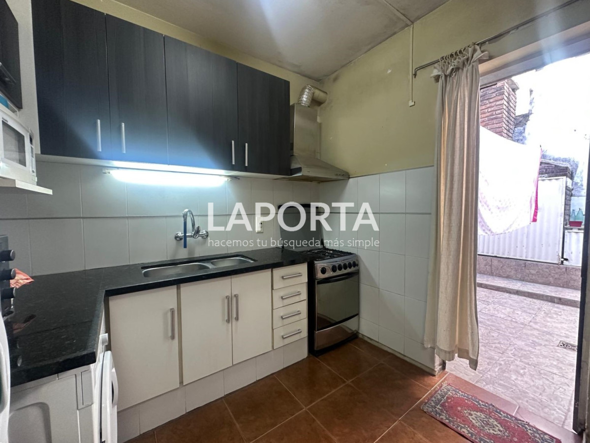 Casa ID.572/Casa-en-Venta-en-el-Centro-de-Salto - Casa en Venta en el Centro de Salto