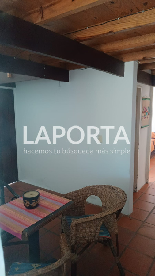 Casa ID.121 - Venta de casa en el Tesoro de dos dormitorios