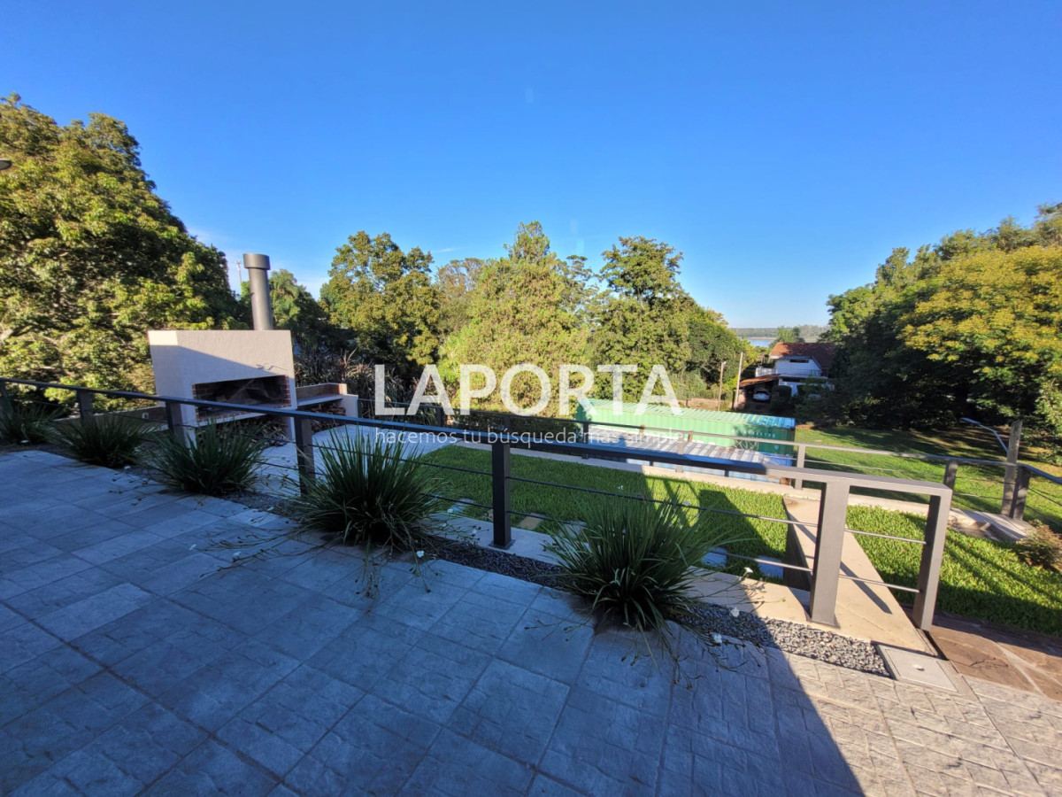 Casa ID.358/Muy-buena-propiedad-en-venta-en-Arenitas-Blancas - Muy buena propiedad en venta en Arenitas Blancas