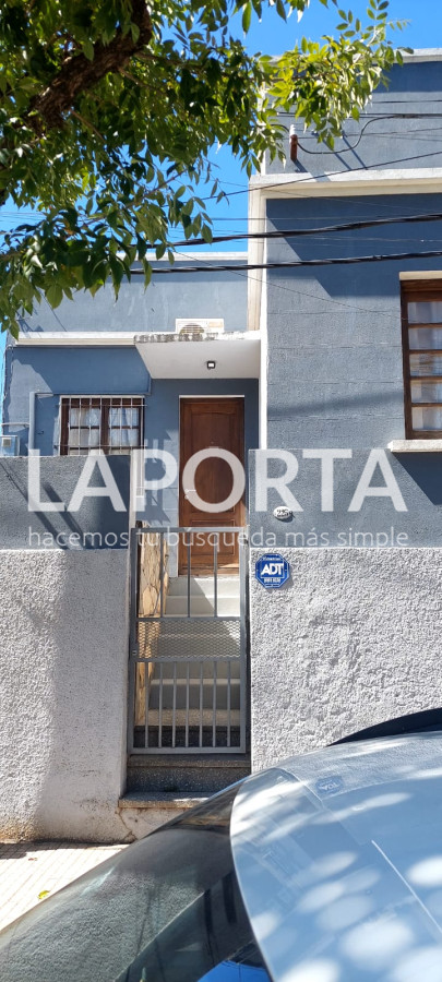 Casa ID.655/Casa-en-venta-en-zona-centro,-cerca-de-universidades-en-Salto - Casa en venta en zona centro, cerca de universidades en Salto
