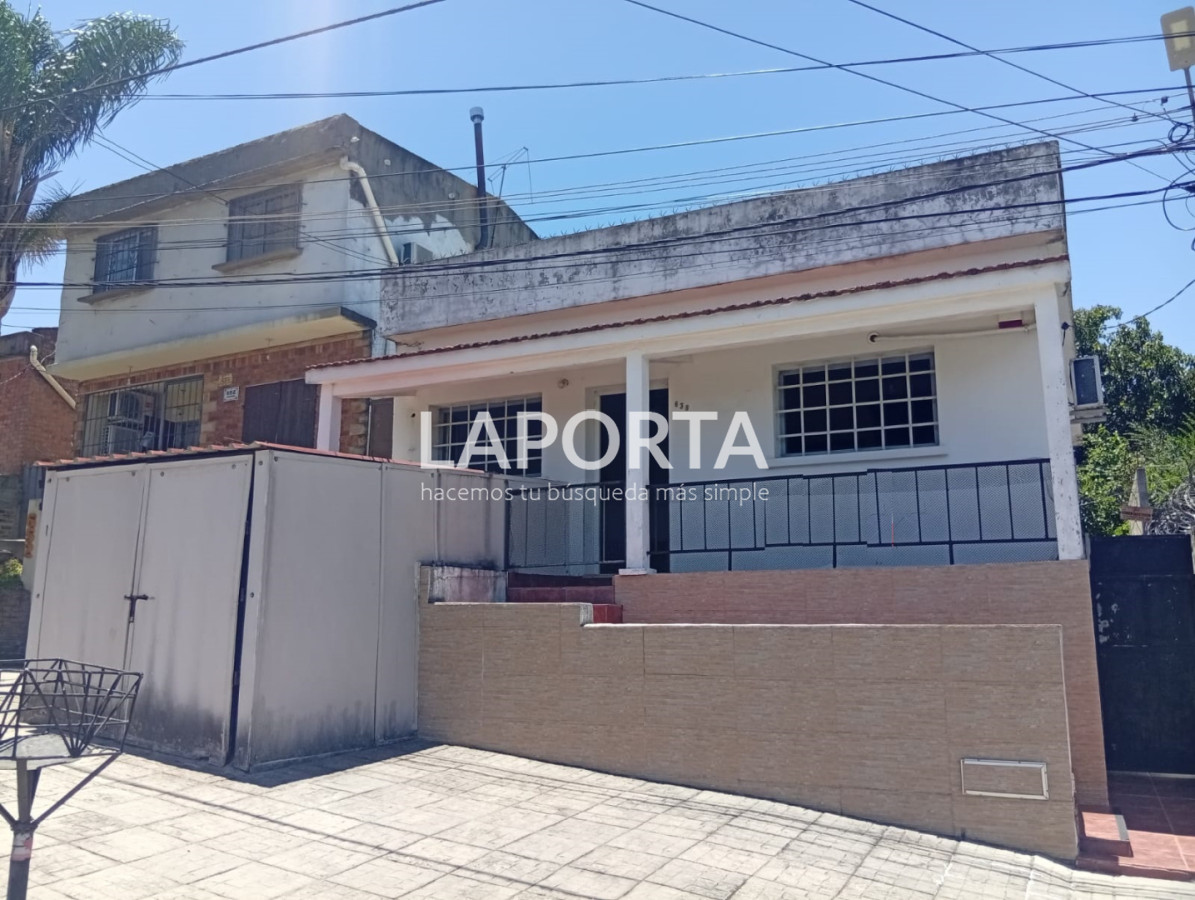 Casa ID.1480/Casa-en-venta-a-pocas-cuadras-del-centro,-Salto. - Casa en venta a pocas cuadras del centro, Salto.