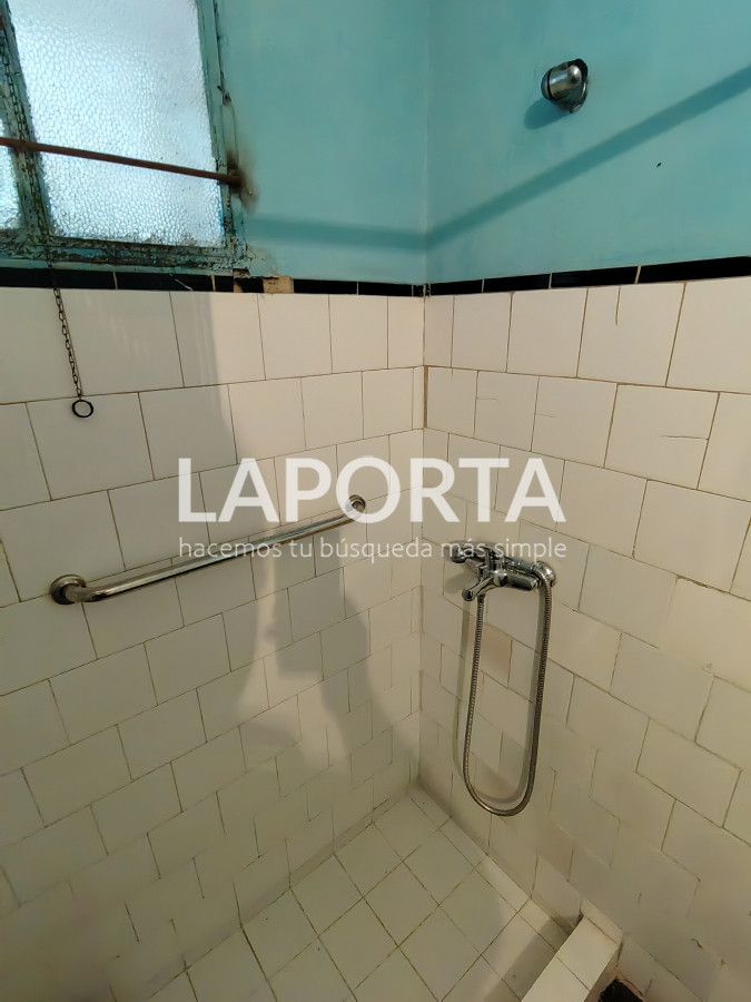 Casa ID.407/Casa-en-venta-en-avenida-principal-de-Salto-Nuevo - Casa en venta en avenida principal de Salto Nuevo