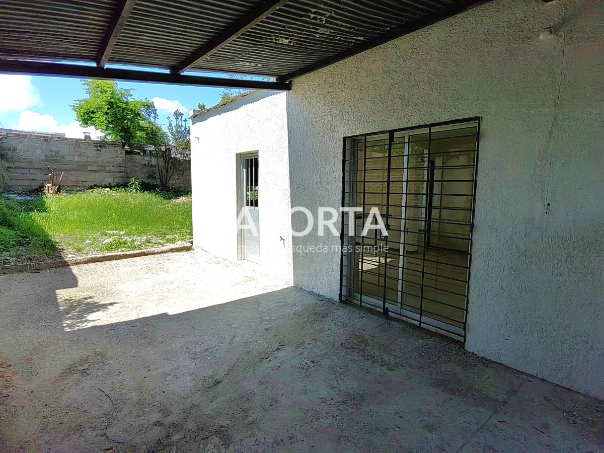 Casa ID.1266/Casa-en-venta-en-zona-Cerro-de-Salto - Casa en venta en zona Cerro de Salto