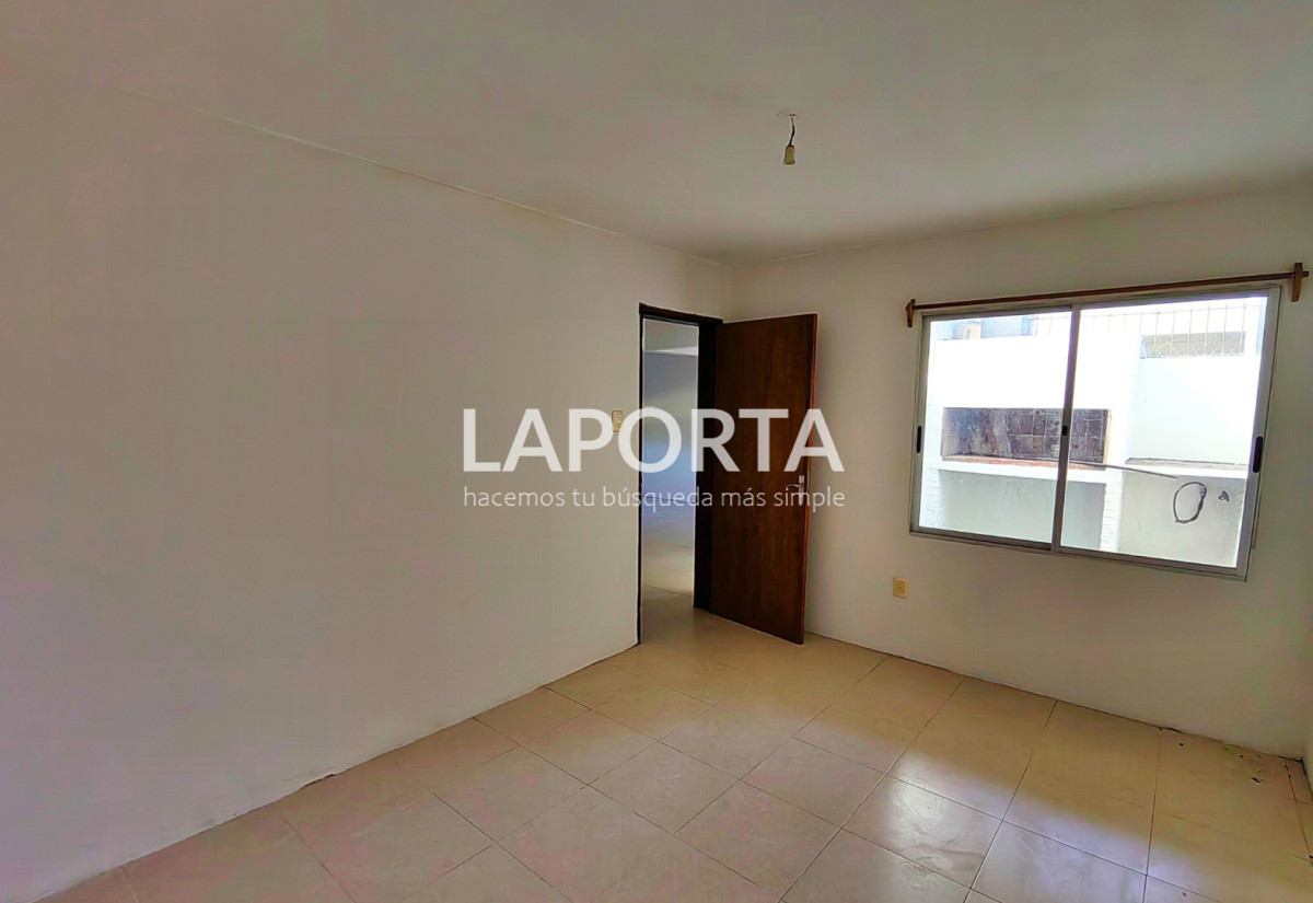 Casa ID.1528/Casa-en-venta-en-zona-Cerro,-Salto. - Casa en venta en zona Cerro, Salto.