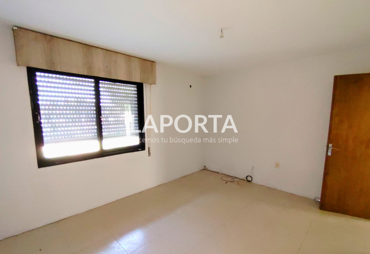 Casa ID.1528/Casa-en-venta-en-zona-Cerro,-Salto. - Casa en venta en zona Cerro, Salto.