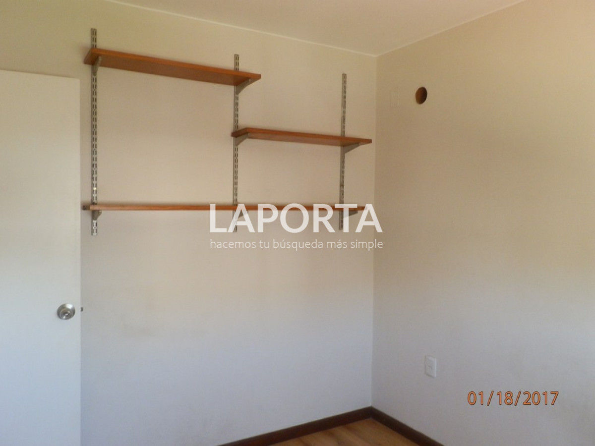 Casa ID.1500/Casa-en-venta-en-complejo-Aires-del-Laurel - Casa en venta en complejo Aires del Laurel