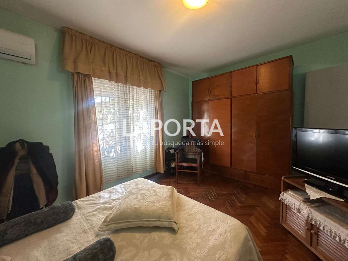 Casa ID.572/Casa-en-Venta-en-el-Centro-de-Salto - Casa en Venta en el Centro de Salto