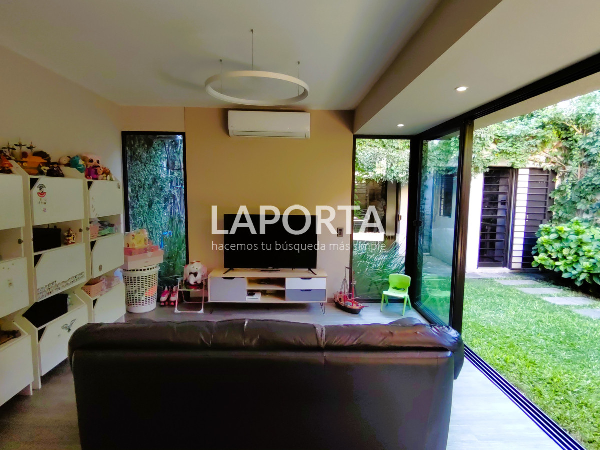 Casa ID.761/Casa-en-venta-en-centro-de-Salto - Casa en venta en centro de Salto