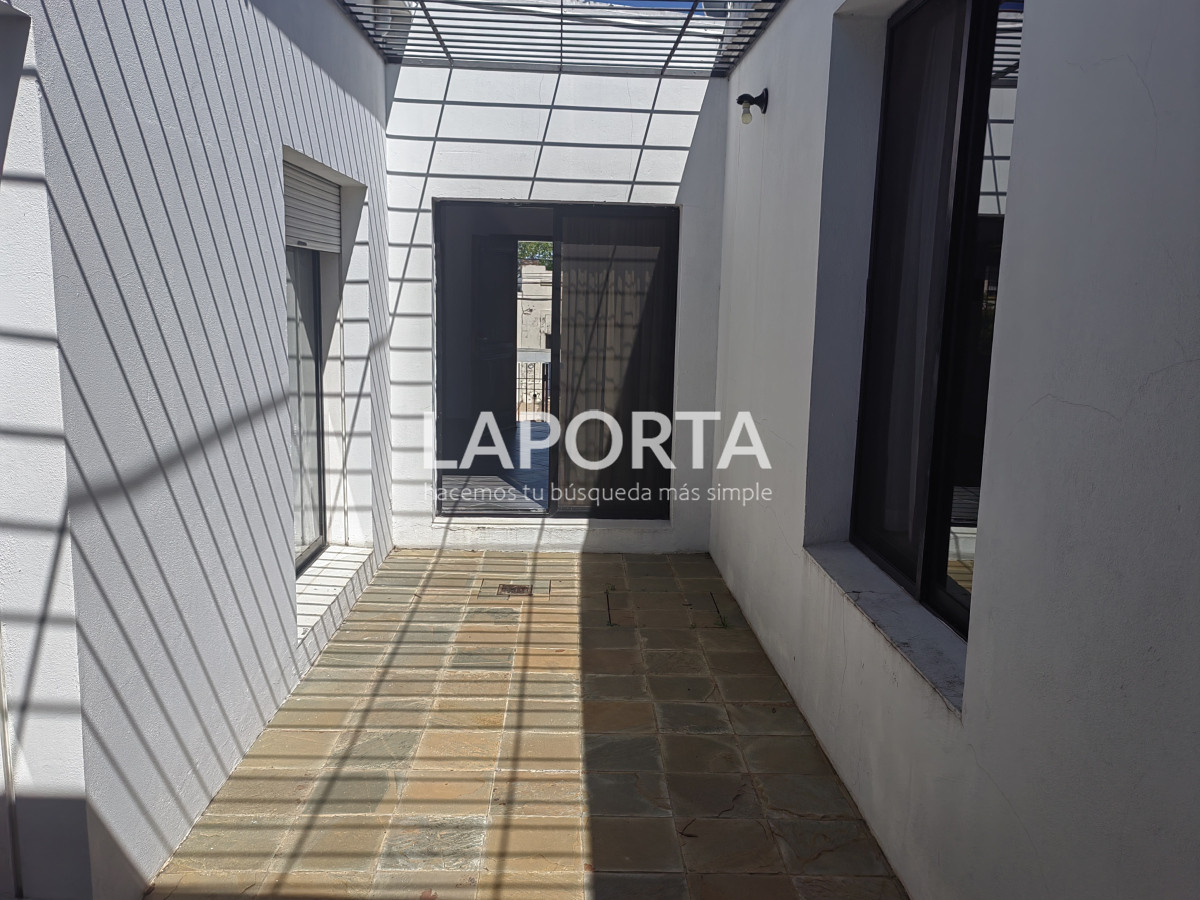 Casa ID.480/Casa-en-el-Cerro-a-pocos-metros-de-Plaza-Flores - Casa en el Cerro a pocos metros de Plaza Flores