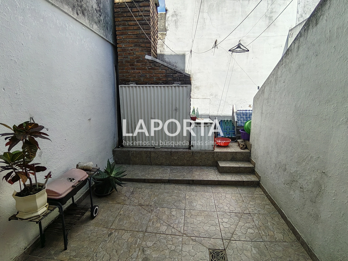 Casa ID.572/Casa-en-Venta-en-el-Centro-de-Salto - Casa en Venta en el Centro de Salto