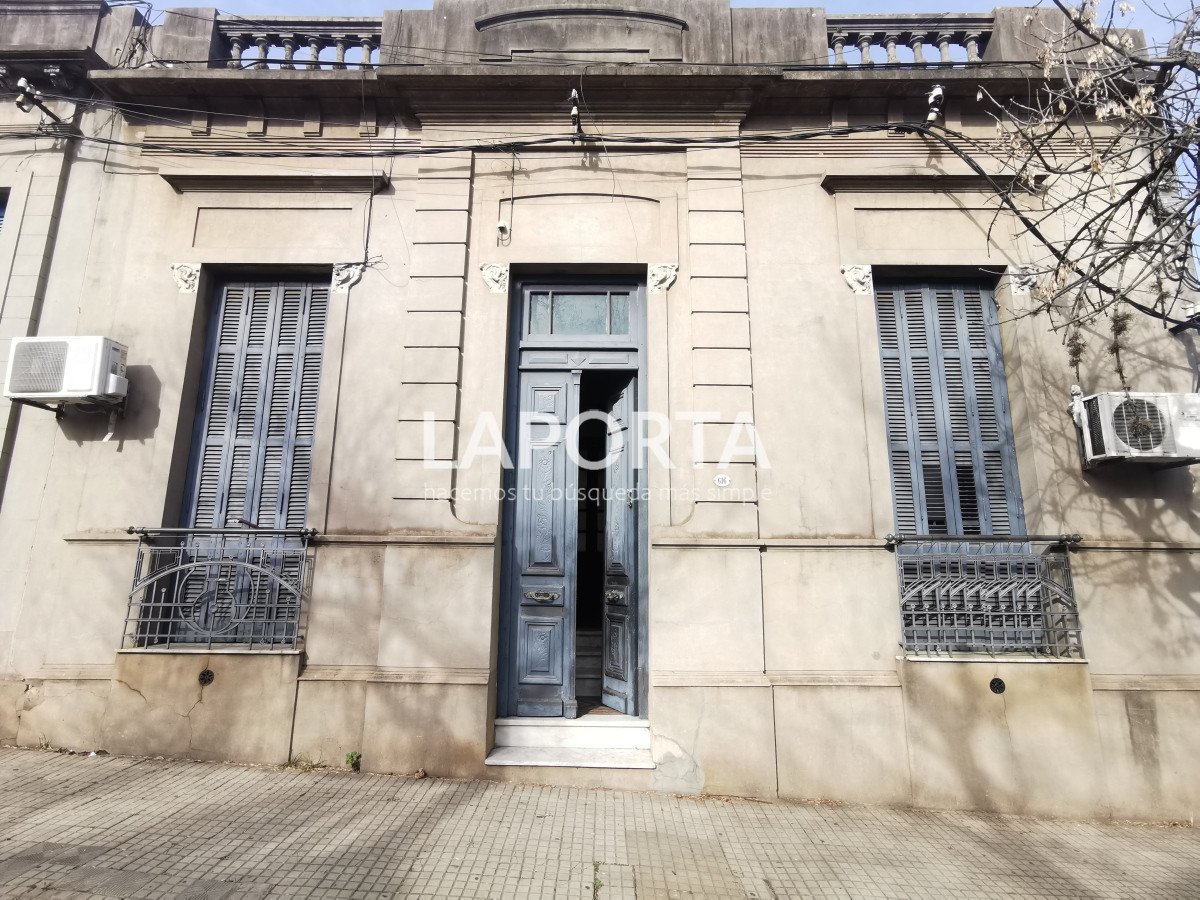 Casa ID.923/Casa-en-venta-en-pleno-centro - Casa en venta en pleno centro