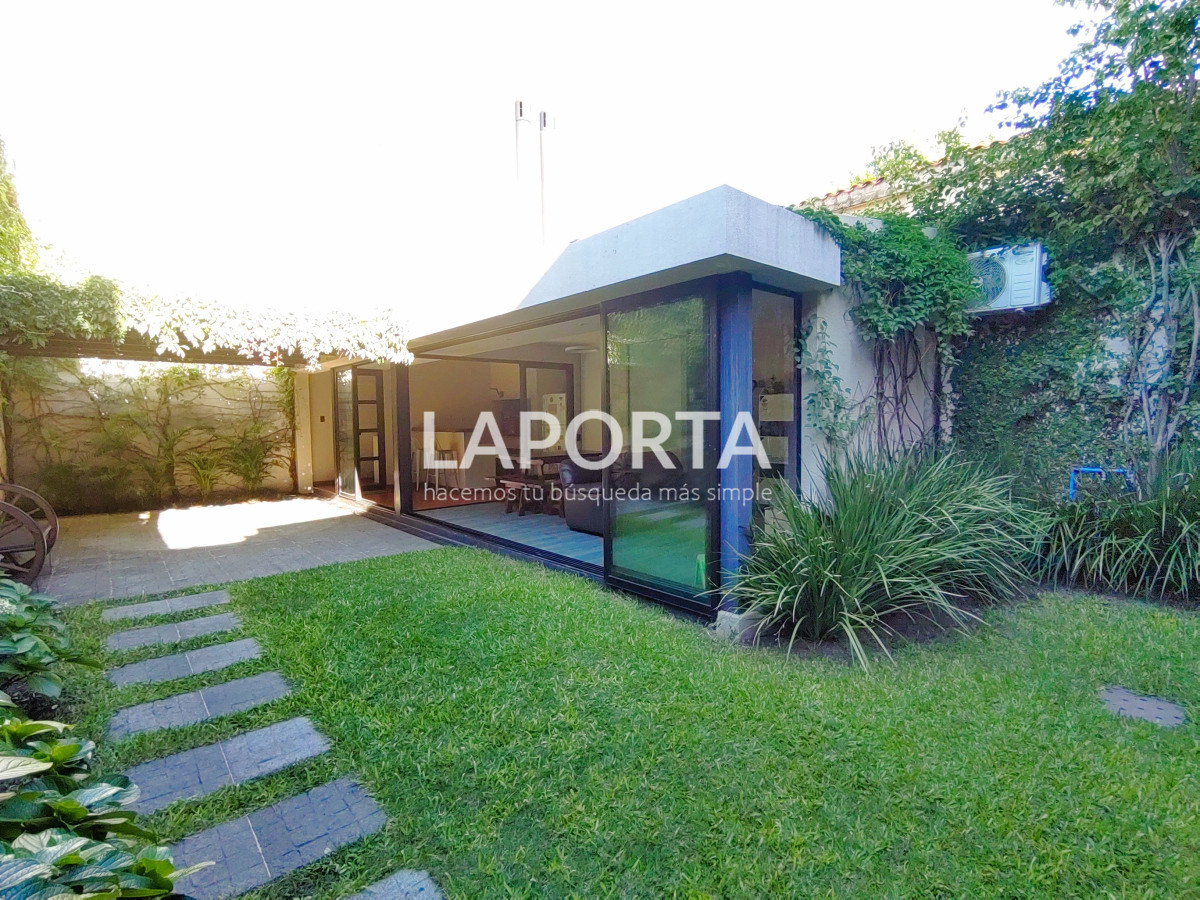 Casa ID.761/Casa-en-venta-en-centro-de-Salto - Casa en venta en centro de Salto
