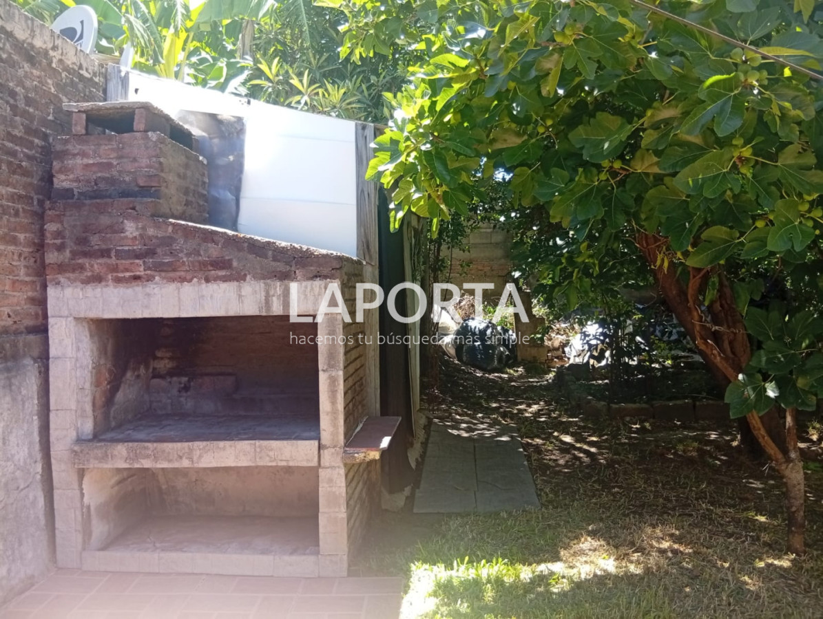 Casa ID.1480/Casa-en-venta-a-pocas-cuadras-del-centro,-Salto. - Casa en venta a pocas cuadras del centro, Salto.