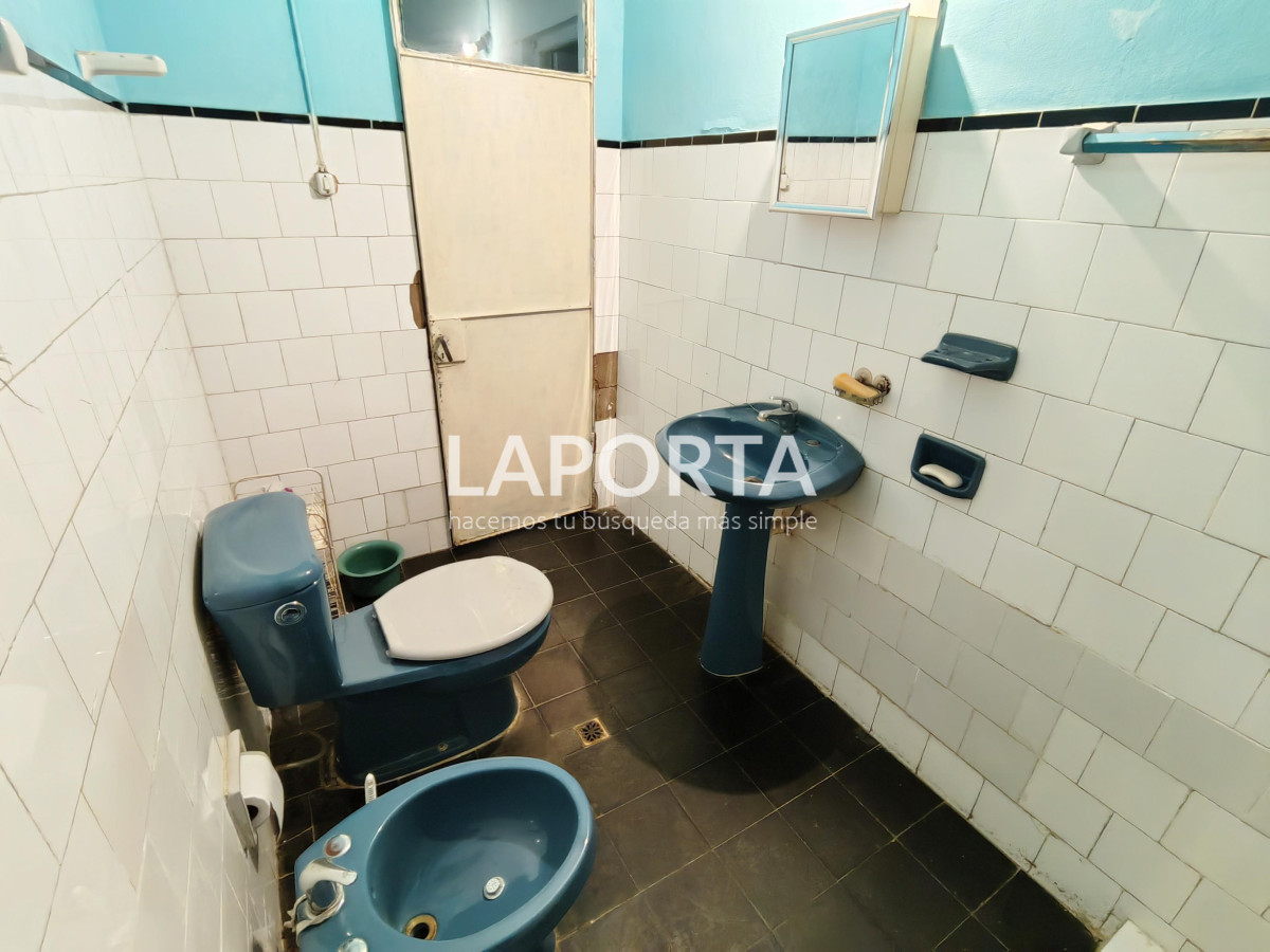 Casa ID.407/Casa-en-venta-en-avenida-principal-de-Salto-Nuevo - Casa en venta en avenida principal de Salto Nuevo
