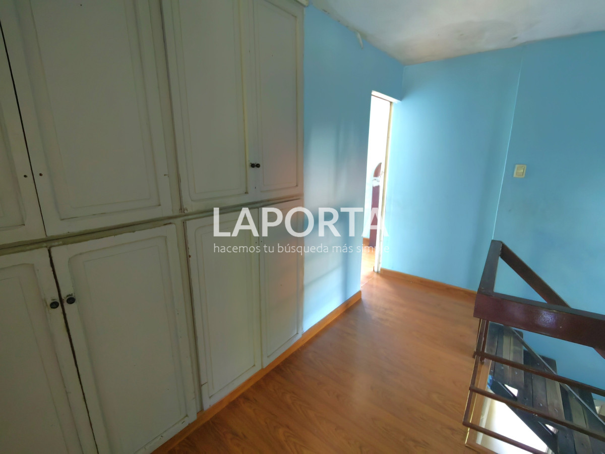 Casa ID.919/Casa-en-venta-y-alquiler-en-zona-centro-de-Salto - Casa en venta y alquiler en zona centro de Salto