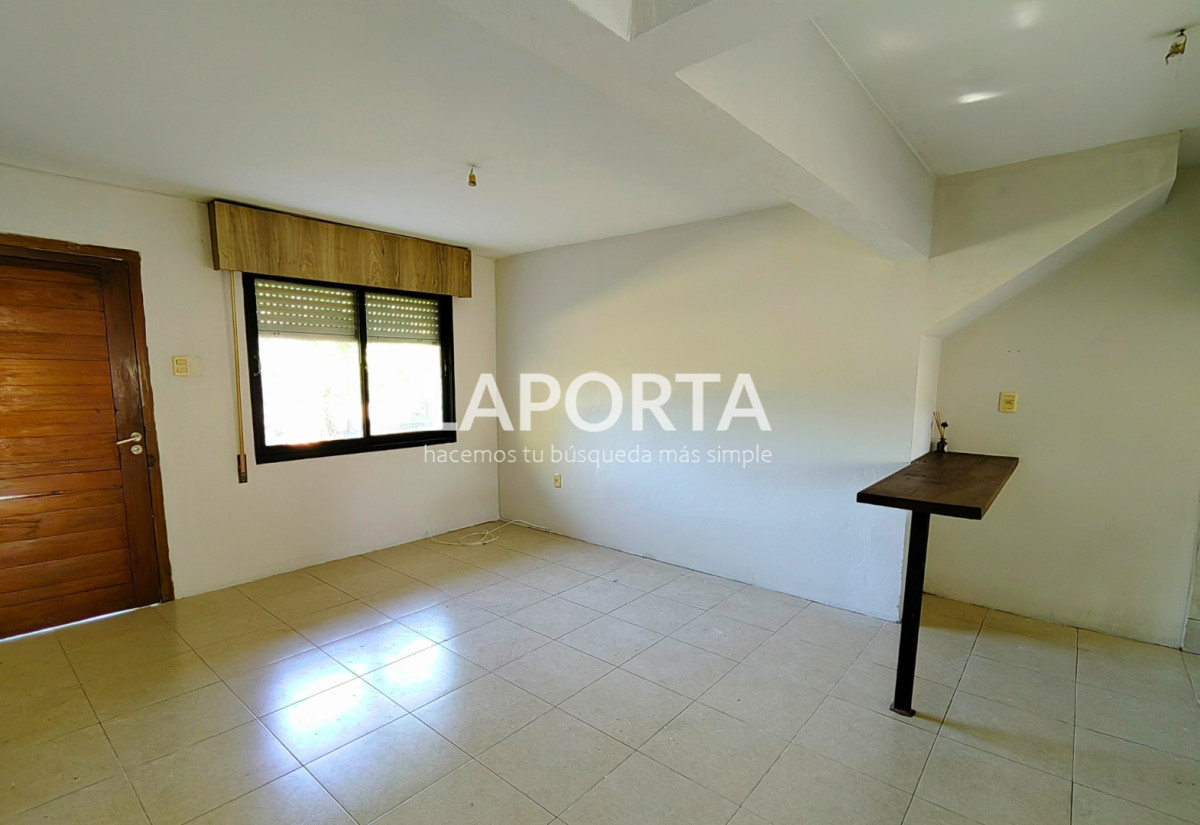 Casa ID.1528/Casa-en-venta-en-zona-Cerro,-Salto. - Casa en venta en zona Cerro, Salto.