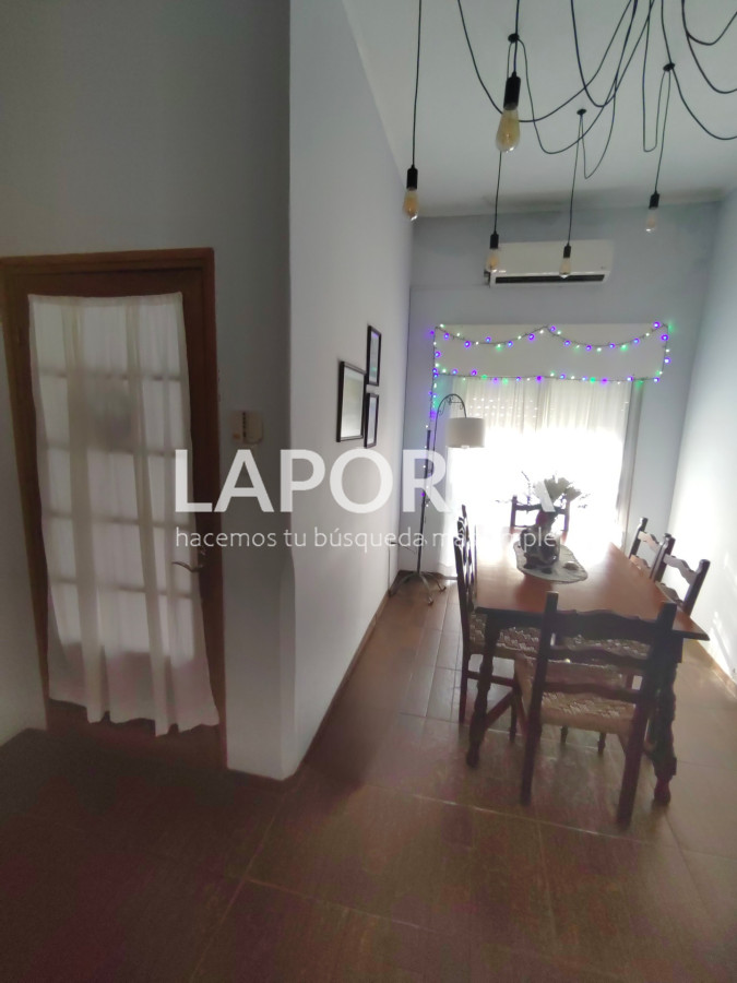 Casa ID.868/Casa-en-venta-en-pleno-centro - Casa en venta en pleno centro