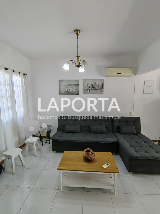 Casa ID.655/Casa-en-venta-en-zona-centro,-cerca-de-universidades-en-Salto - Casa en venta en zona centro, cerca de universidades en Salto