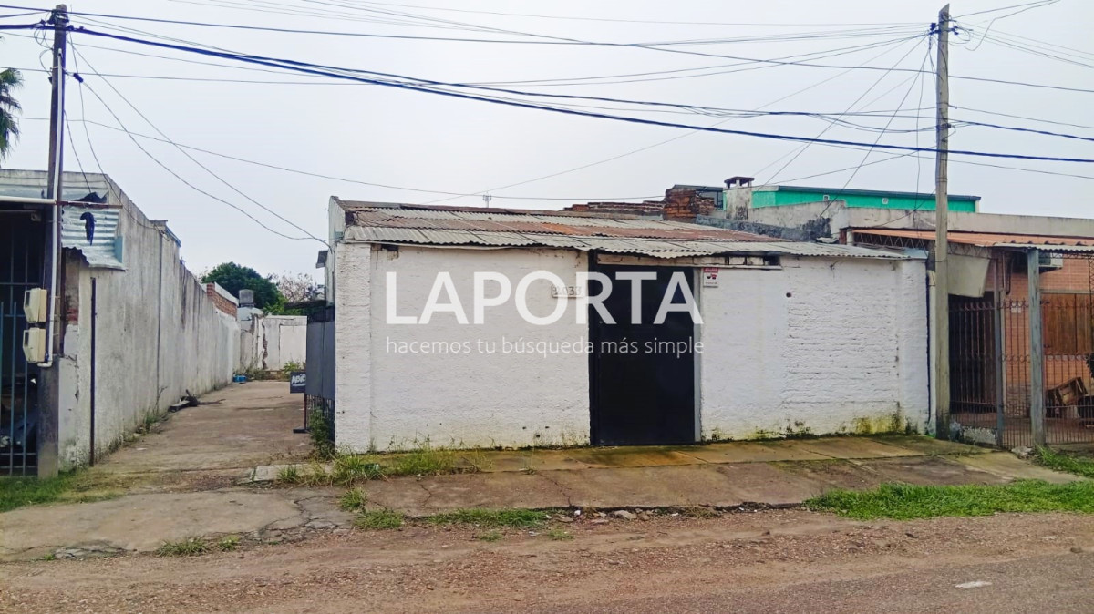 Casa ID.950/Oportunidad-en-Zona-Ceibal--Casa-para-Reciclar-a-Metros-de-Todo - Oportunidad en Zona Ceibal - Casa para Reciclar a Metros de Todo