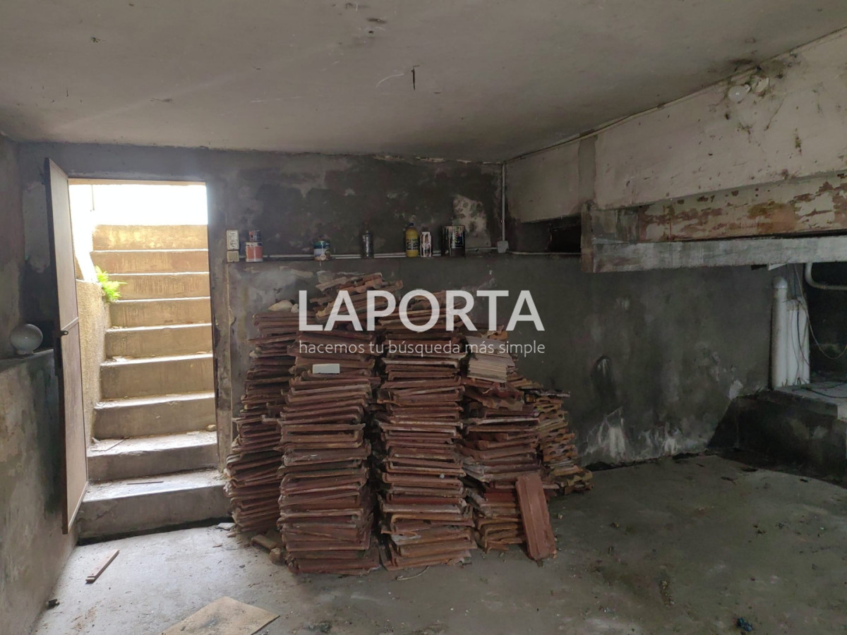 Casa ID.1880/Amplisima-y-Centrica-Propiedad-en-Salto - Amplisima y Centrica Propiedad en Salto