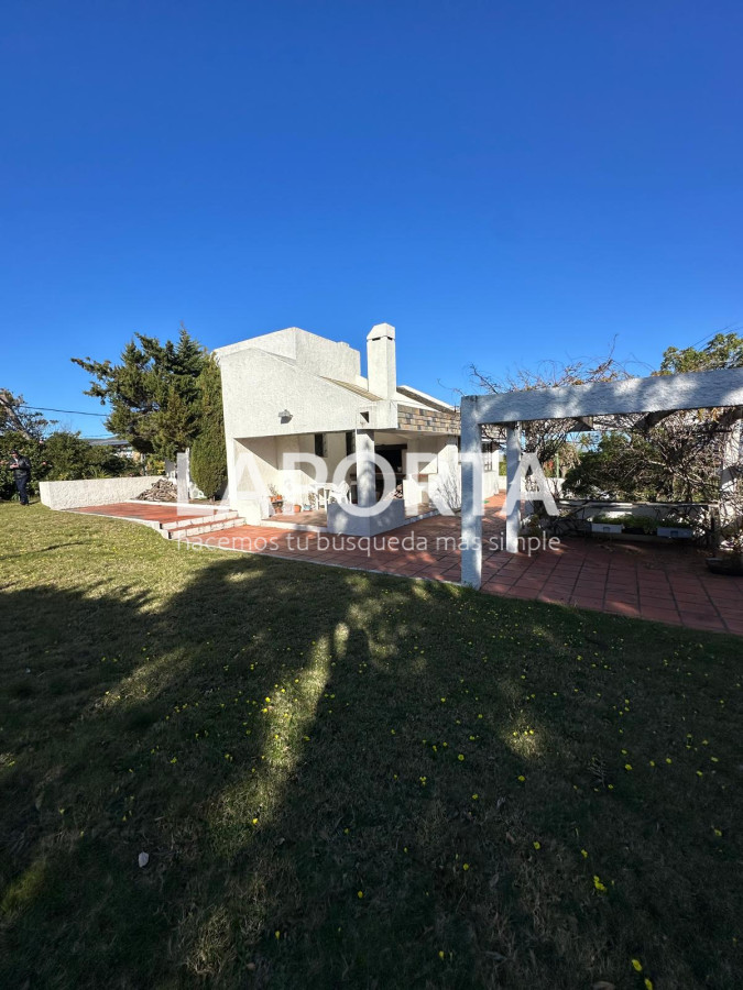 Casa ID.971/Alquiler-temporario-de-casa-en-la-Barra-de-Maldonado-a-pasos-de-la-playa- - Alquiler temporario de  casa en la Barra de Maldonado a pasos de la playa 