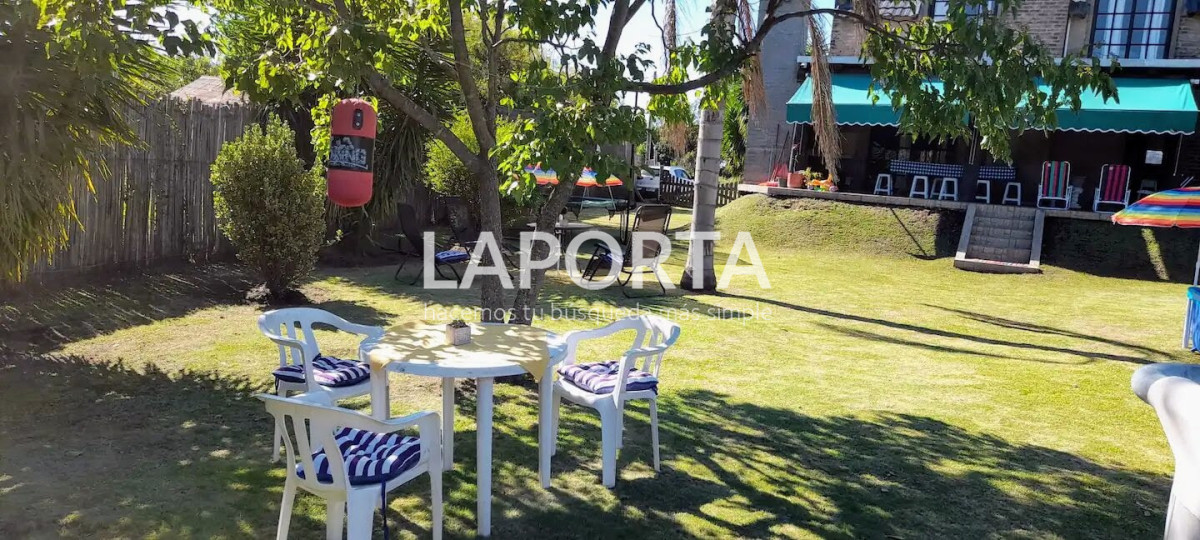 Casa ID.1796/Chalet-en-Venta-en-Salto - Chalet en Venta en Salto