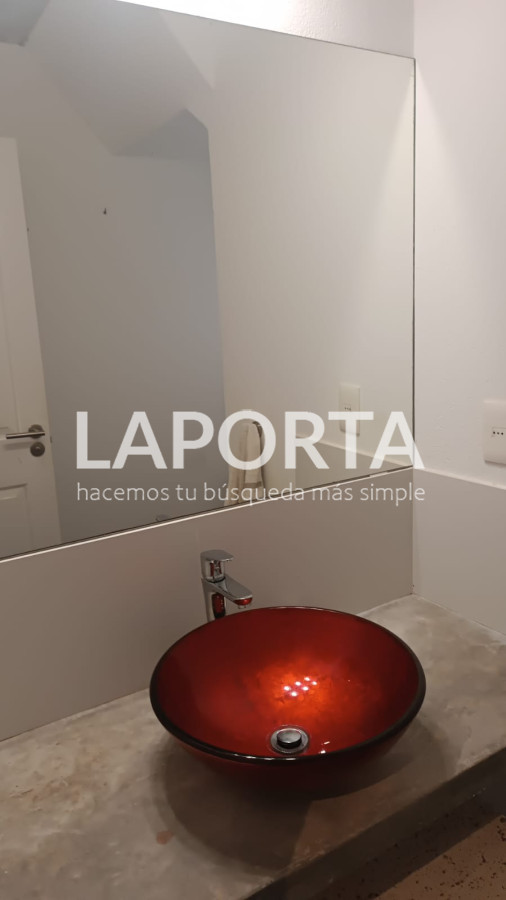 Casa ID.990/Venta-de-casa-con-tres-dormitorios-en-suite-en-Montoya-La-Barra-de-Punta-del-Este - Venta de casa con tres dormitorios en suite en Montoya La Barra de Punta del Este