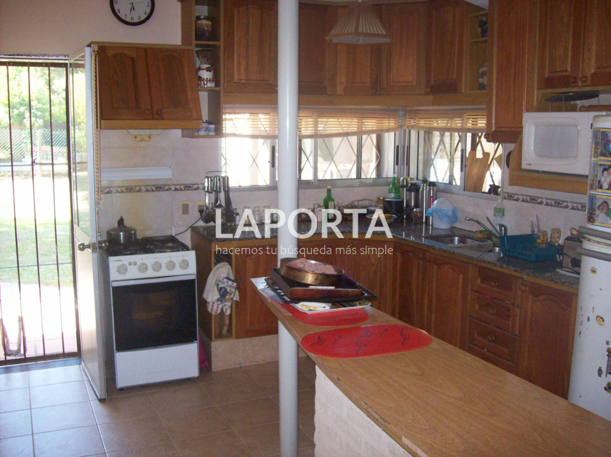 Casa ID.1850/Casa-en-venta-en-Balneario-Salinas- - Casa en venta en Balneario Salinas 
