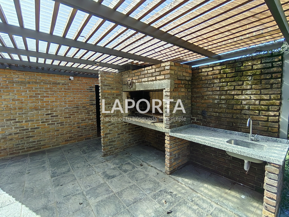 Casa ID.1221/Casa-en-alquiler-en-Arenitas-Blancas,-Salto - Casa en alquiler en Arenitas Blancas, Salto
