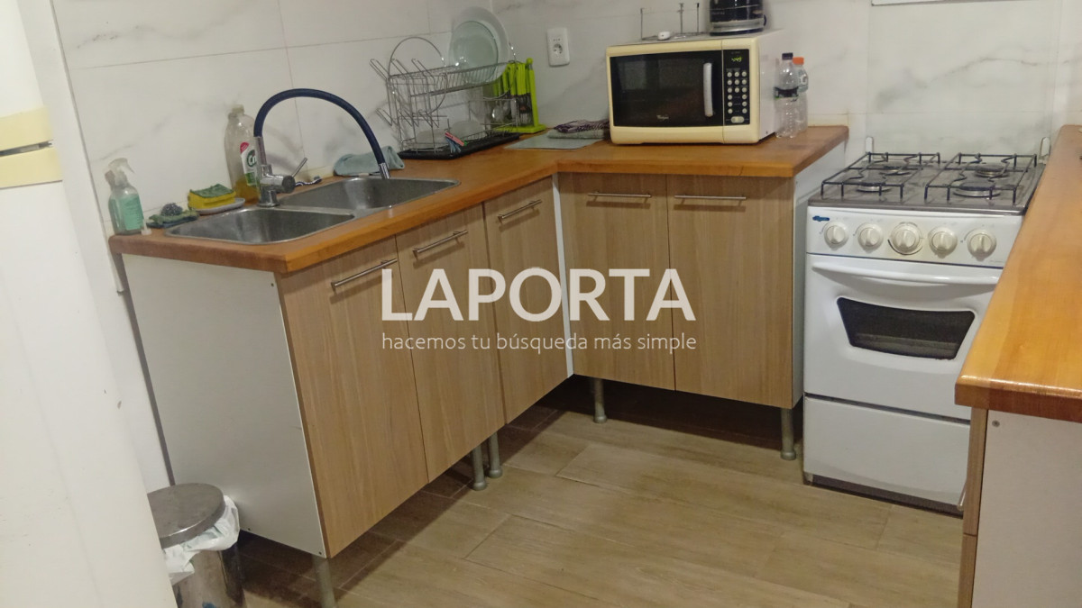 Casa ID.2055/Apartamento-en-pleno-Centro-con-cochera - Apartamento en pleno Centro con cochera