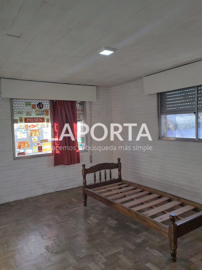 Casa ID.1902/Casa-con-garaje-en-pleno-centro - Casa con garaje en pleno centro