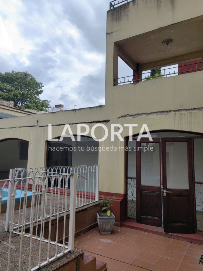 Casa ID.1880/Amplisima-y-Centrica-Propiedad-en-Salto - Amplisima y Centrica Propiedad en Salto