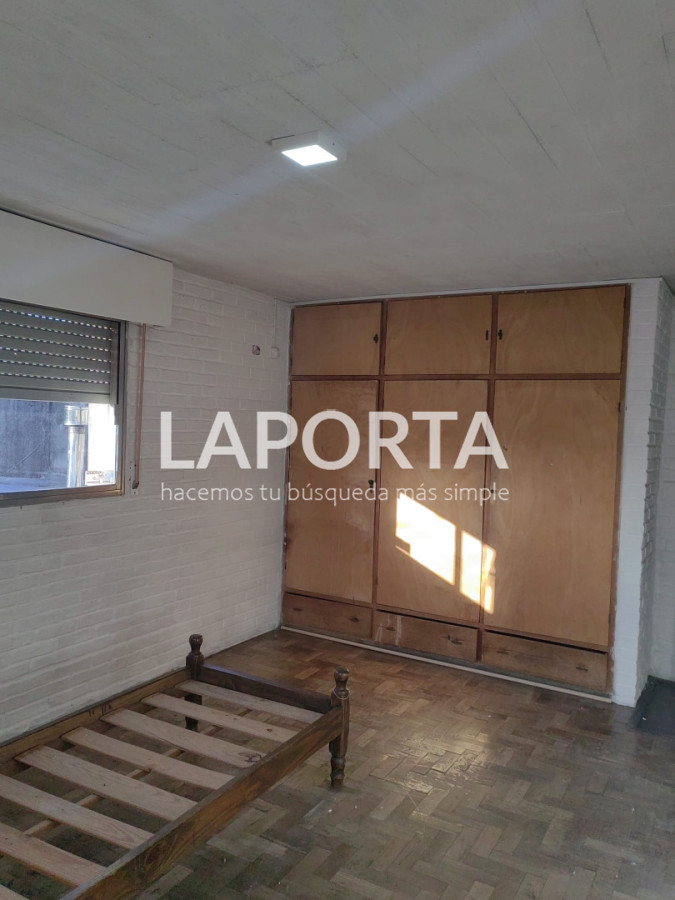 Casa ID.1902/Casa-con-garaje-en-pleno-centro - Casa con garaje en pleno centro