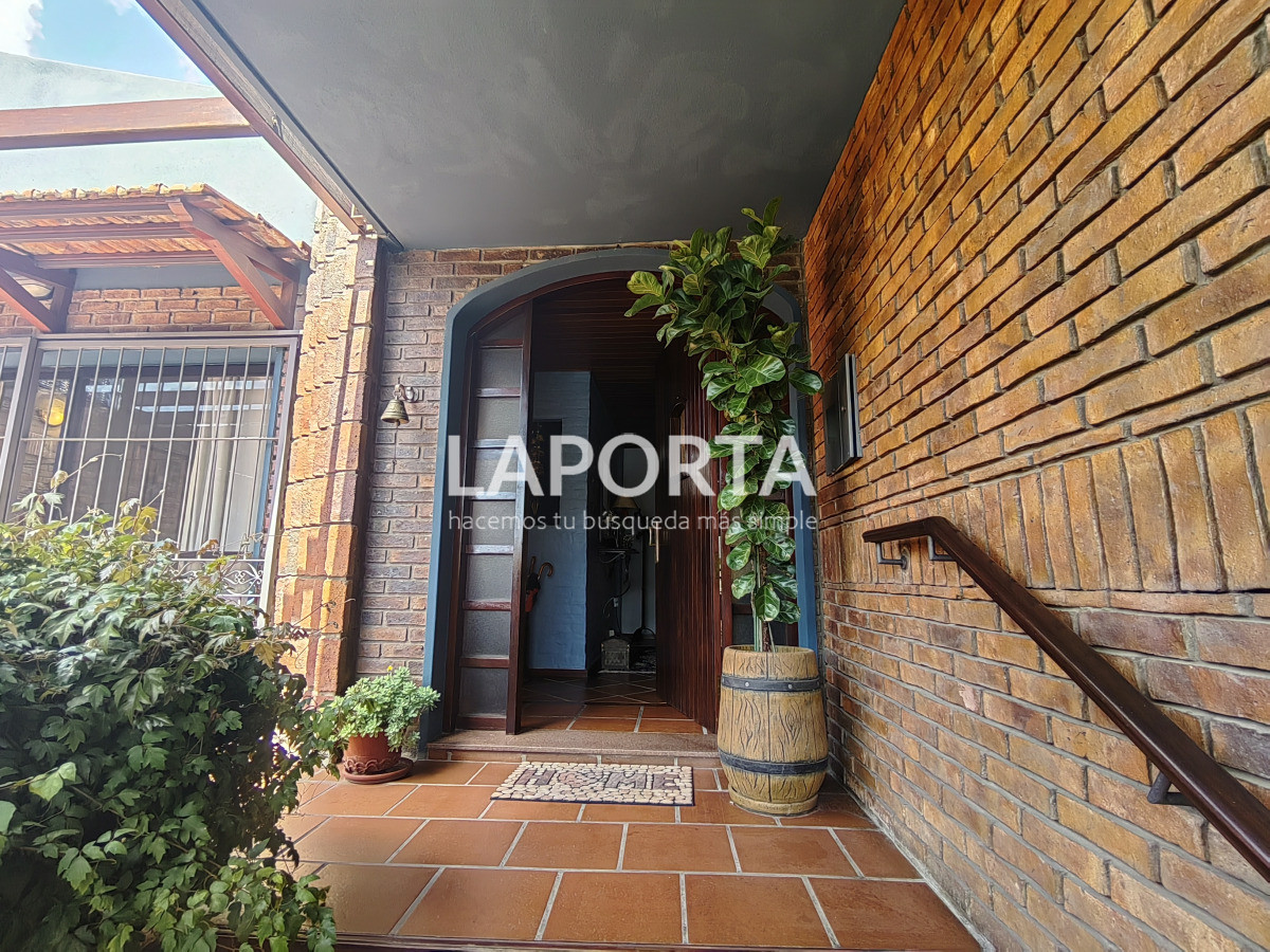 Casa ID.1269/Casa-en-venta-en-Salto - Casa en venta en Salto