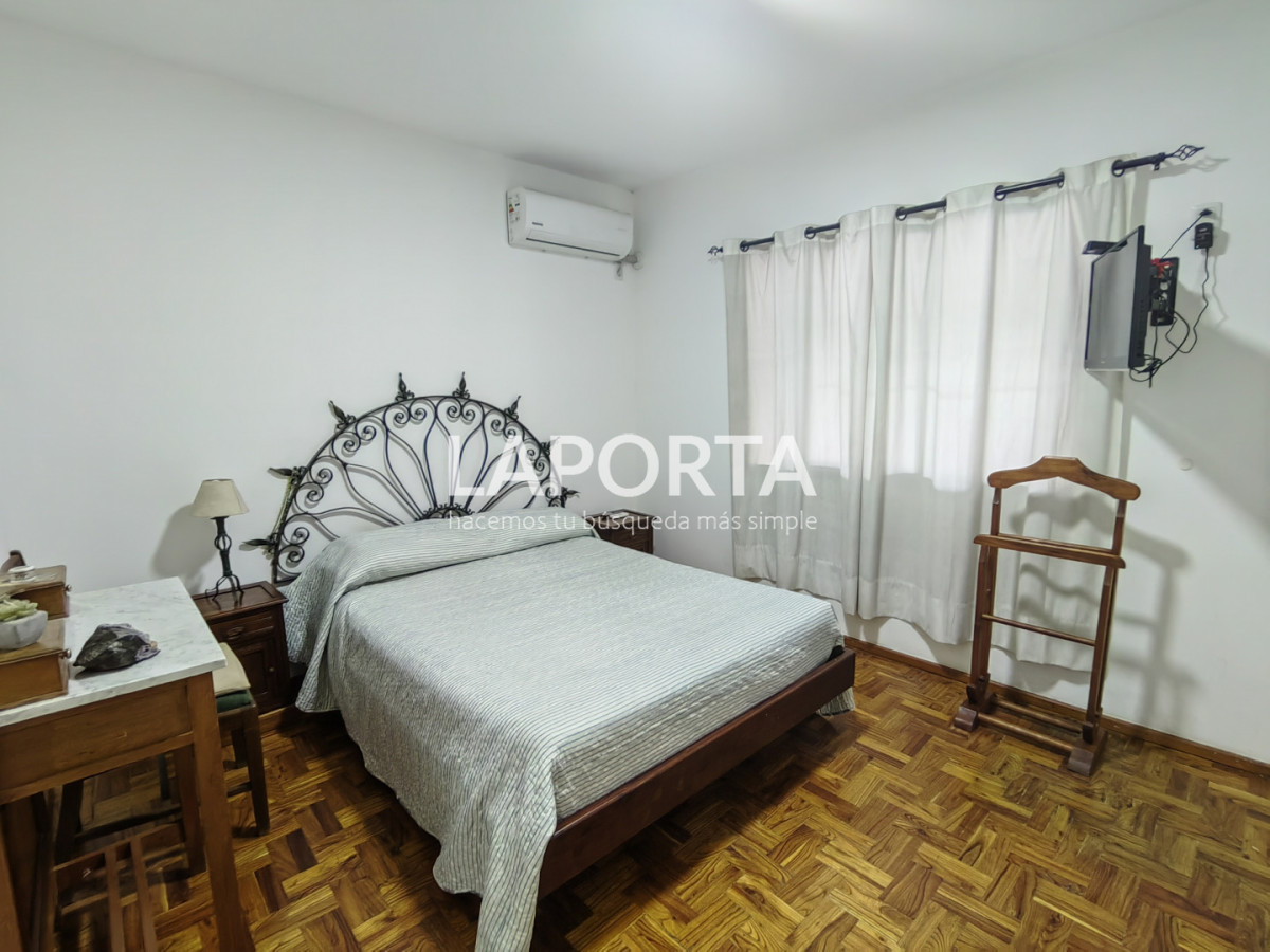 Casa ID.1331/Casa-en-venta-en-el-centro-de-Salto. - Casa en venta en el centro de Salto.