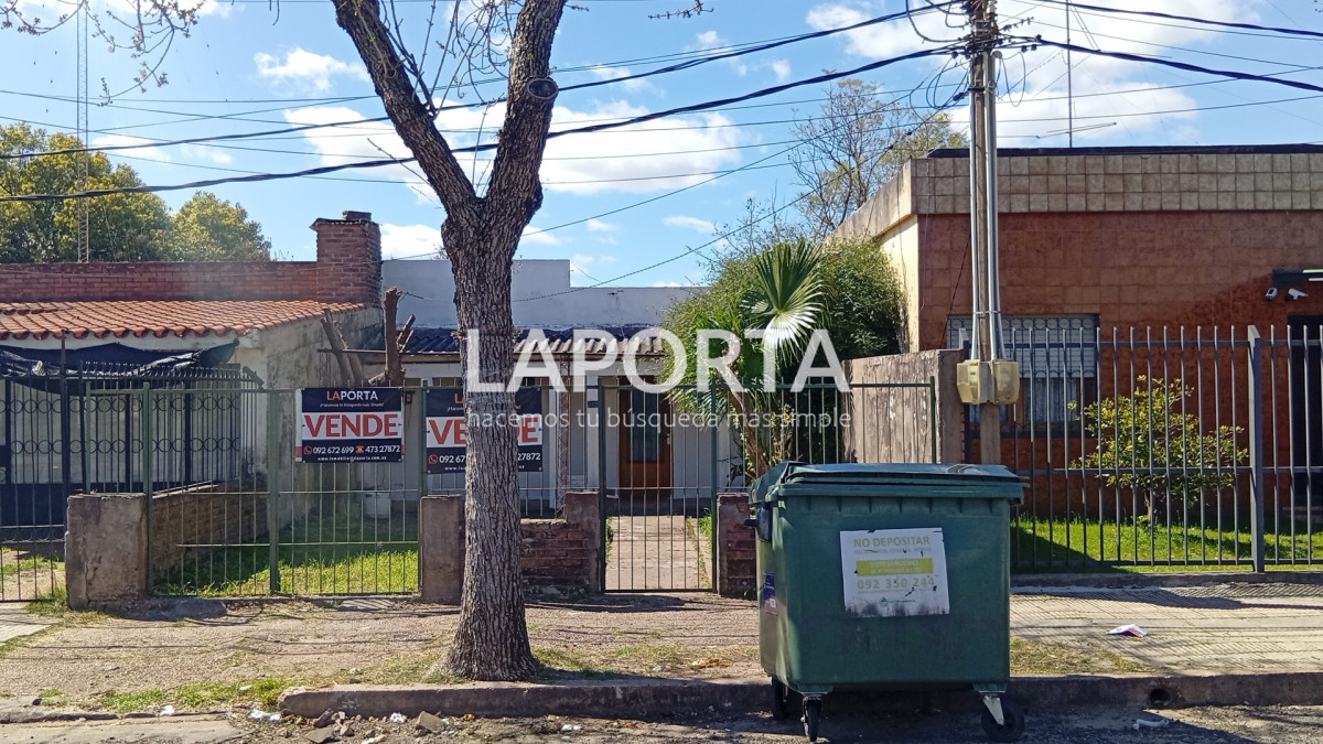 Casa ID.771/Casa-en-venta-cerca-del-centro-en-Salto - Casa en venta cerca del centro en Salto