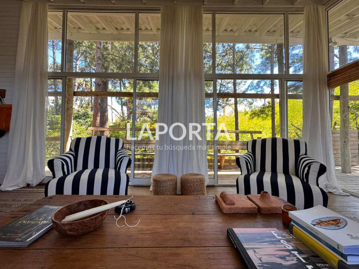 Casa ID.1855/Oportunidad-Exclusiva!!-Casa-en-La-Barra-A-cuadras-del-Mar! - Oportunidad Exclusiva!! Casa en La Barra A cuadras del Mar!