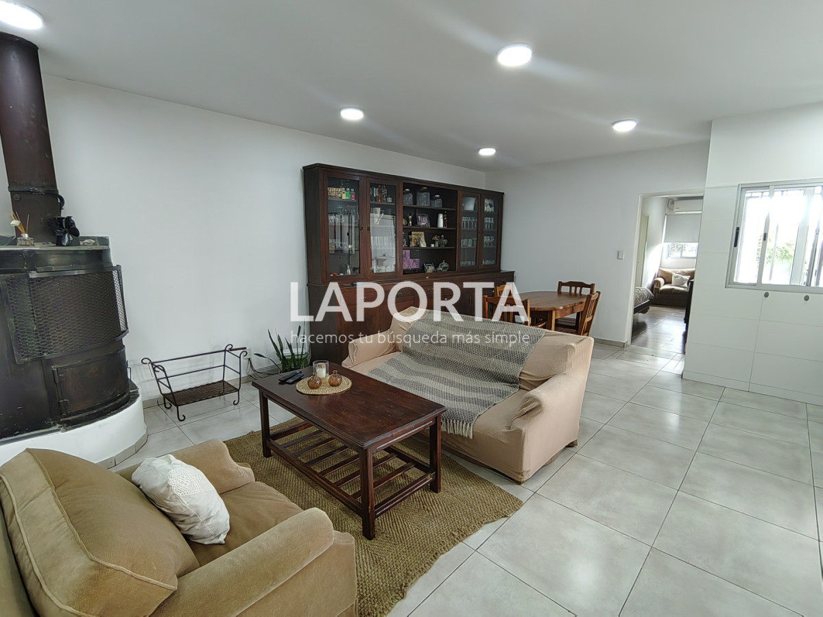 Casa ID.1331/Casa-en-venta-en-el-centro-de-Salto. - Casa en venta en el centro de Salto.