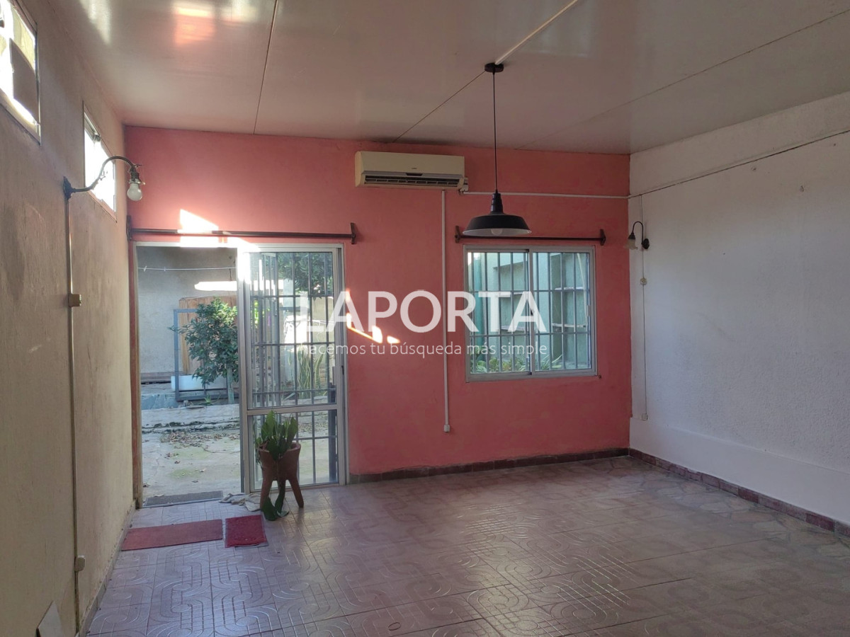Casa ID.1902/Casa-con-garaje-en-pleno-centro - Casa con garaje en pleno centro