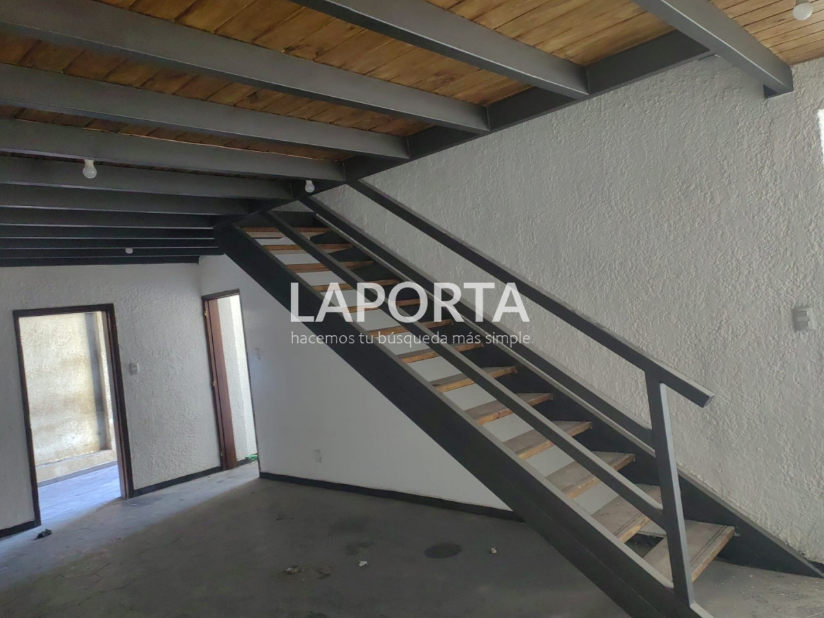 Casa ID.1915/Casa-amplia-en-alquiler-en-pleno-centro - Casa amplia en alquiler en pleno centro